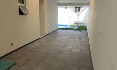 CASA EN VENTA EN IXTAPAN DE LA SAL