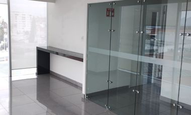 OFICINA EN RENTA DE 256m2 EN LA TORRE FINANCIERA $73,225 + mtt.