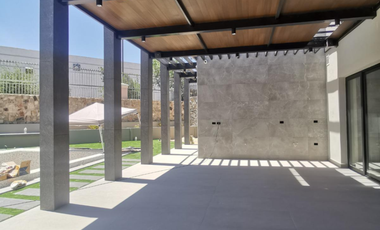 Casa en Misión de los Lagos con Alberca En VENTA 21,500,000 MXN