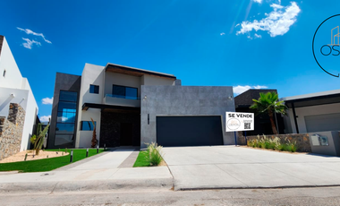 Casa en Misión de los Lagos con Alberca En VENTA 21,500,000 MXN