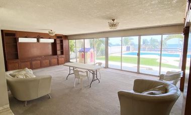 CASA EN VENTA EN BOCA DEL RIO FRENTE AL MAR | ARLETTE FLORES INMOBILIARIA