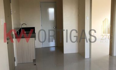 2 BR Penthouse Unit for Rent at Mezza 2 Residences, Quezon City