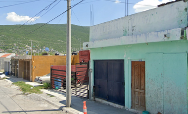 -Casa en Remate Bancario-Monterrey, Nuevo León