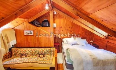 León Propiedades vende o permuta Hermosa parcela con Gran casa en Sector Los Maquis, Curacaví.