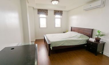 FOR RENT/SALE: 2 Bedroom Fully Furnished Unit in MCKINLEY GARDEN VILLAS