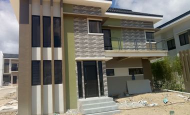 For Sale Ready for Occupancy Spacious 2 Storey 5 Bedrooms House and Lot for Sale in MInglanilla, Cebu
