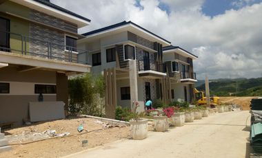 For Sale Ready for Occupancy Spacious 2 Storey 5 Bedrooms House and Lot for Sale in MInglanilla, Cebu