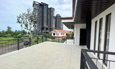 Luxury Brandnew 5 Bedrooms House with Pool within a Beach Resort Subdivision