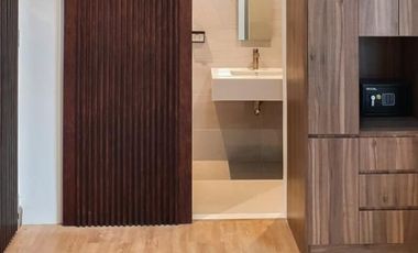 Luxury Brandnew 5 Bedrooms House with Pool within a Beach Resort Subdivision