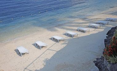 Luxury Brandnew 5 Bedrooms House with Pool within a Beach Resort Subdivision