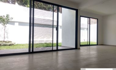 VENTA DE BONITA CASA NUEVA A 10 MINUTOS DEL CENTRO DE CUERNAVACA MORELOS