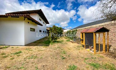 León Propiedades vende hermosa casa con gran galpón en sector Lo Águila, Curacaví