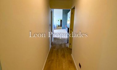 León Propiedades vende hermosa casa con gran galpón en sector Lo Águila, Curacaví