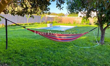 León Propiedades vende hermosa casa con gran galpón en sector Lo Águila, Curacaví