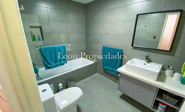 León Propiedades vende hermosa casa con gran galpón en sector Lo Águila, Curacaví