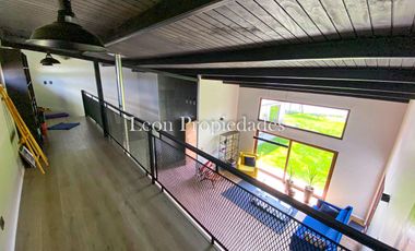 León Propiedades vende hermosa casa con gran galpón en sector Lo Águila, Curacaví