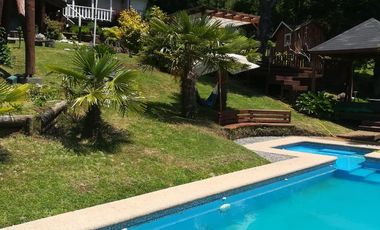 Importante casa en Los Calabozos #1094