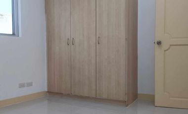 FOR LEASE: 8 WACK WACK 3BR UNIT