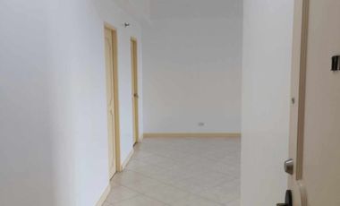 FOR LEASE: 8 WACK WACK 3BR UNIT