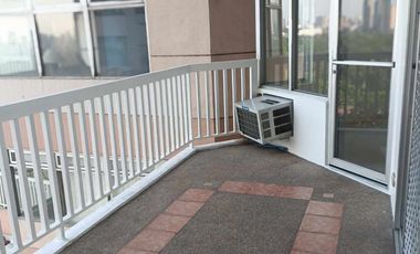 FOR LEASE: 8 WACK WACK 3BR UNIT