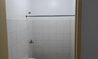 FOR LEASE: 8 WACK WACK 3BR UNIT