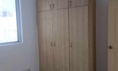 FOR LEASE: 8 WACK WACK 3BR UNIT