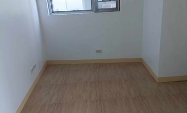 FOR LEASE: 8 WACK WACK 3BR UNIT