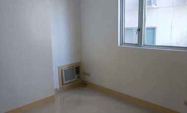 FOR LEASE: 8 WACK WACK 3BR UNIT