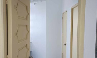 FOR LEASE: 8 WACK WACK 3BR UNIT