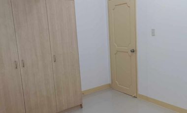 FOR LEASE: 8 WACK WACK 3BR UNIT