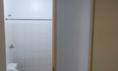 FOR LEASE: 8 WACK WACK 3BR UNIT