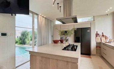 5BR House and Lot for Sale at Nasugbu, Batangas City