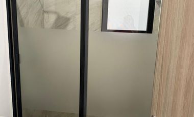 DEPARTAMENTO EN RENTA EN MANAHAL CARLOTA  2 RECS, 2 BAÑOS, ALBERCA