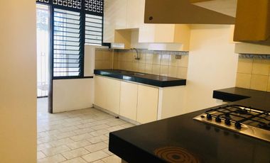 Spacious House in Exclusive Subdivision in Lanang For Rent