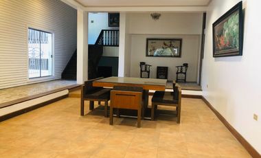 Spacious House in Exclusive Subdivision in Lanang For Rent