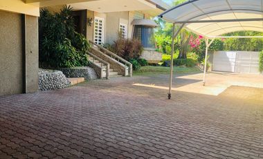Spacious House in Exclusive Subdivision in Lanang For Rent