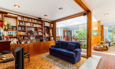 VENTA DE CASA EN VILLA COAPA CON ESPACIOS AMPLIOS Y EXCELENTE ILUMINACIÓN