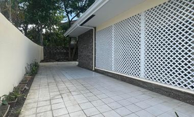 EAA: FOR RENT Bungalow house in Magallanes Village, Makati City