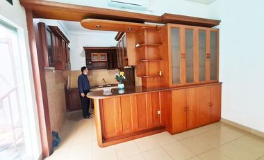 Rumah Disewakan di Cempaka Putih Tengah (Taman Solo)