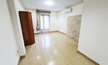 Rumah Disewakan di Cempaka Putih Tengah (Taman Solo)