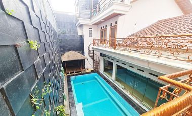 Rumah Disewakan di Cempaka Putih Tengah (Taman Solo)