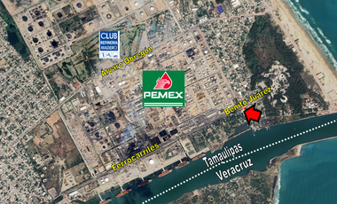 SE VENDE TERRENO CON CONSTRUCCIONES TIPO INDUSTRIAL