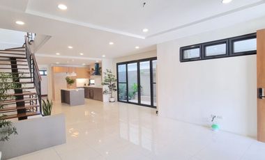 Brand New Modern Duplex with Elevator For Sale AFPOVAI Village Taguig City