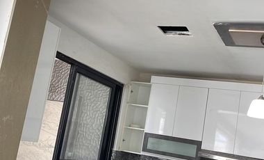 CASA AMOBLADA DE ALQUILER EN LA ARBOLEDA - CIUDAD CELESTE