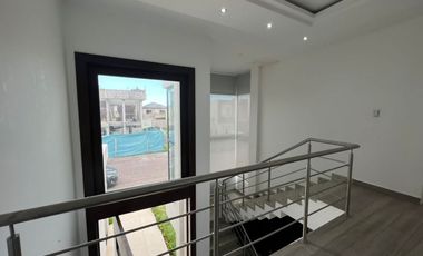 CASA AMOBLADA DE ALQUILER EN LA ARBOLEDA - CIUDAD CELESTE