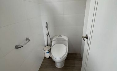 CASA AMOBLADA DE ALQUILER EN LA ARBOLEDA - CIUDAD CELESTE