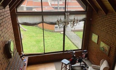 Casa - Terreno en venta para Edificio 976m2T Av. Ordóñez Lasso Cuenca