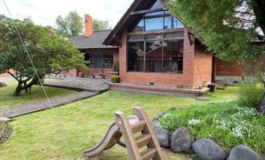 Casa - Terreno en venta para Edificio 976m2T Av. Ordóñez Lasso Cuenca