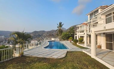 FABULOSA VILLA EN VENTA - JOYAS DE BRISAMAR, ACAPULCO, GUERRERO