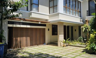 For Sale House with 4 Bedroom, Ready to live in condition with Pool - Ampera Cilandak, South Jakarta